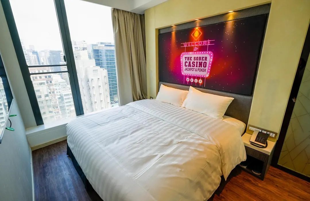 Epoch Hotel-1
